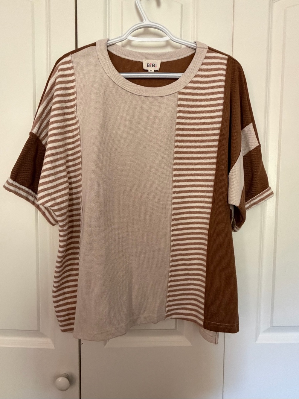 BiBi Cream & Brown Colorblock Striped Short Sleeve Top